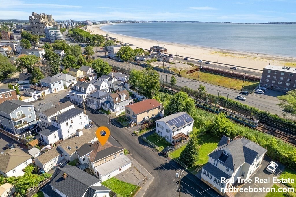 Building Photo - 15 Avalon St