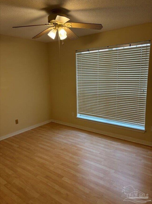 Building Photo - 1841 Southbay Dr