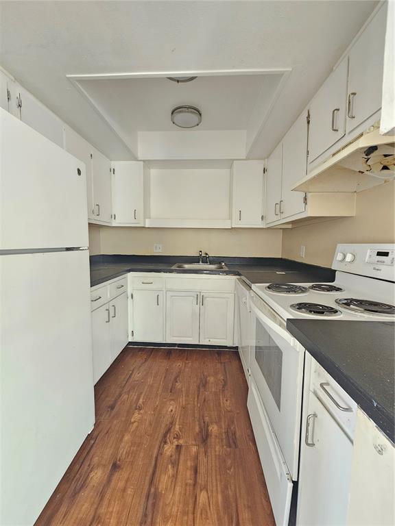 Building Photo - 7611 Paula Dr