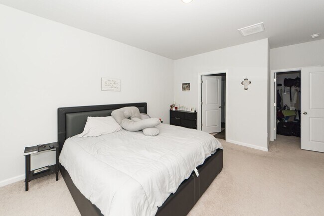 Building Photo - 3 Bedroom 2 Bath Home in Cane Bay Plantation - Summerville