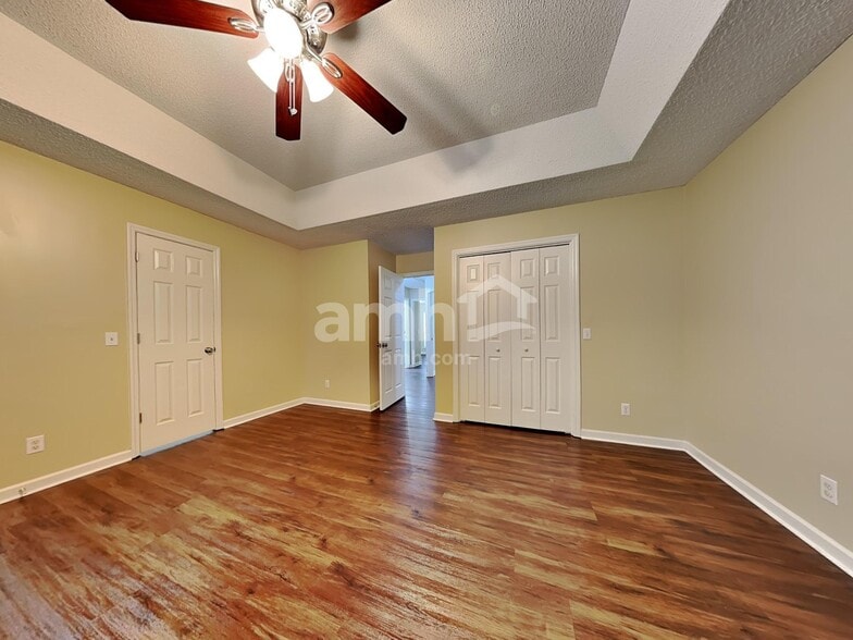 Building Photo - 102 Kathryns Ct