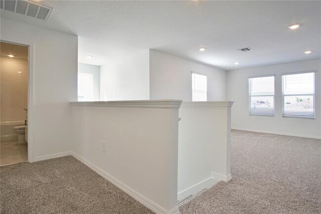 Building Photo - 879 Sand Sea Pl