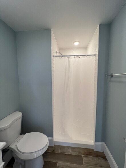 Building Photo - 75 Winchester St