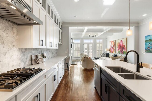 Building Photo - 3611 Habersham Rd NW