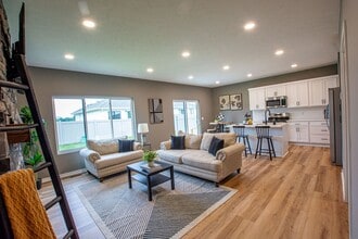 Building Photo - 14802-14804 Willow Street