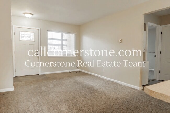 Building Photo - 625 Yuma St