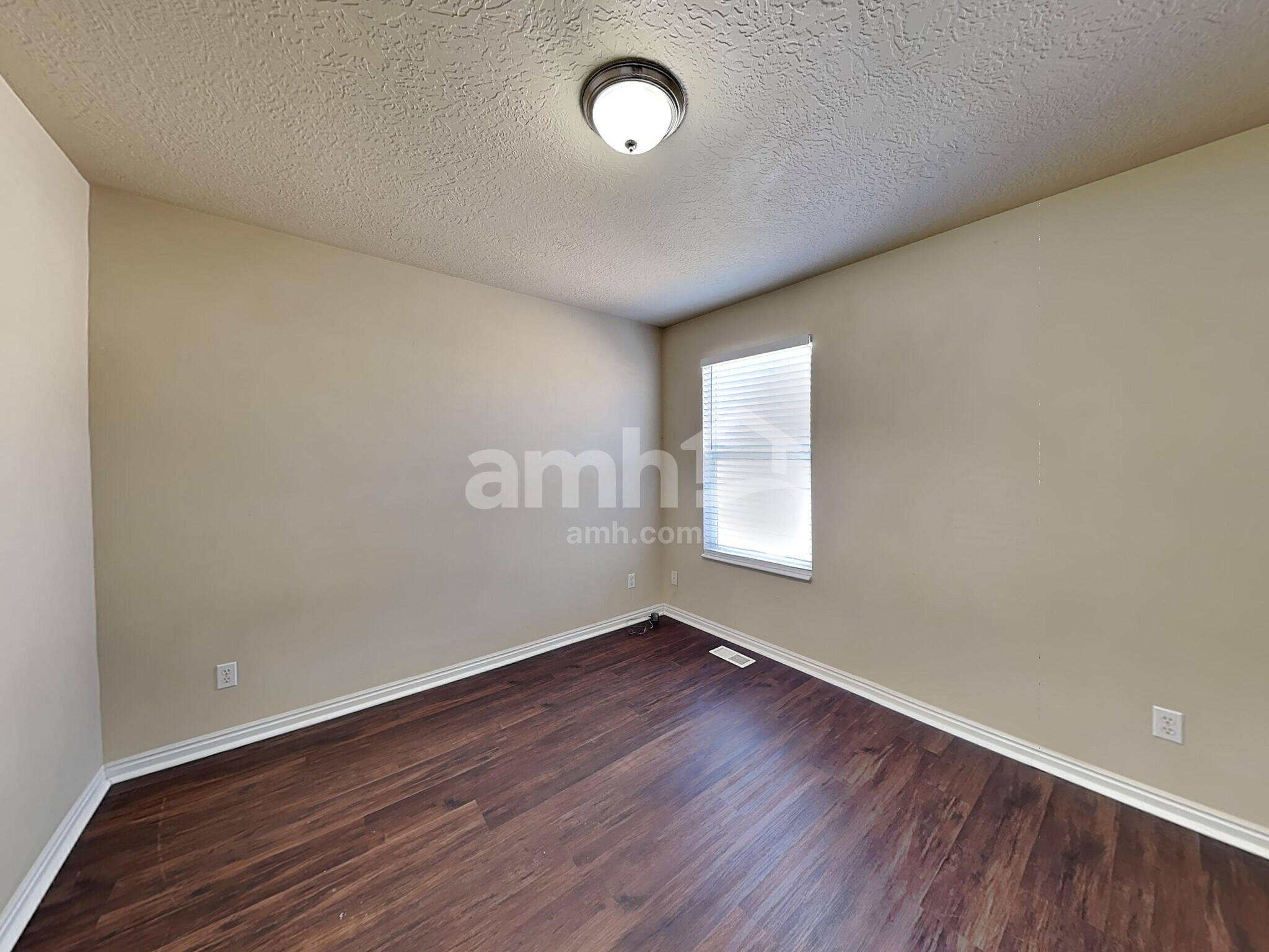 Building Photo - 7801 Ash Point Cir