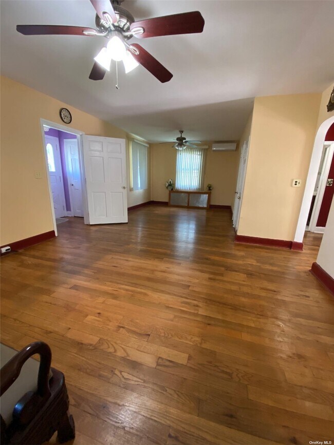 Building Photo - 73 Thorman Ave