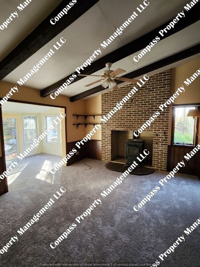 Building Photo - $1895 - 2 Story Single Family Home - Gap