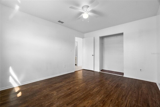 Building Photo - 2814 20th Ave Dr W