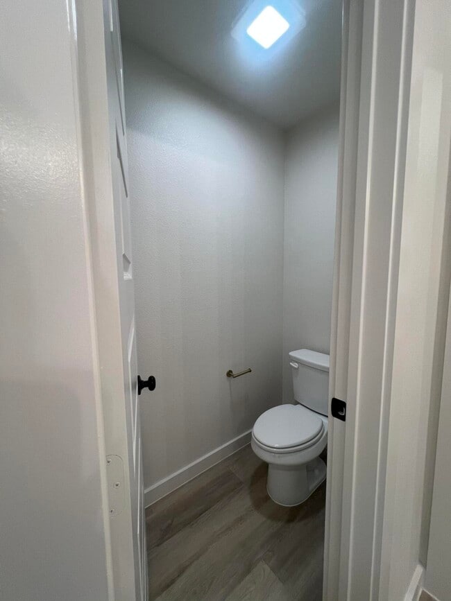 Building Photo - 13815 Gary Ave