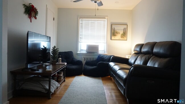 Building Photo - 228 Jennings Rd