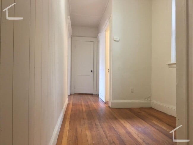 Building Photo - 1175 Boylston St