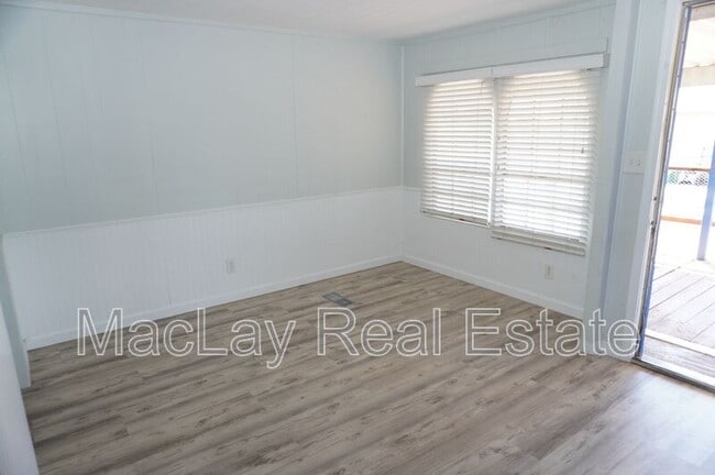 Building Photo - 720 S 97th Pl
