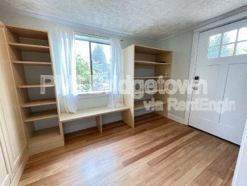 Building Photo - 1531 SE 48th Av