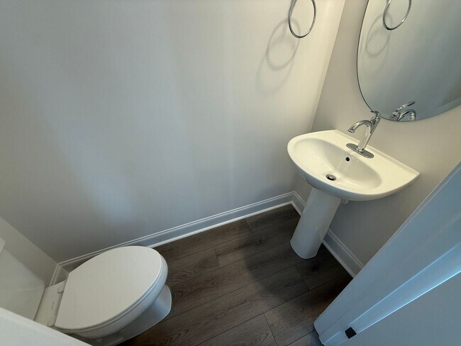 Building Photo - Brand New Townhome in the heart of Ballant...