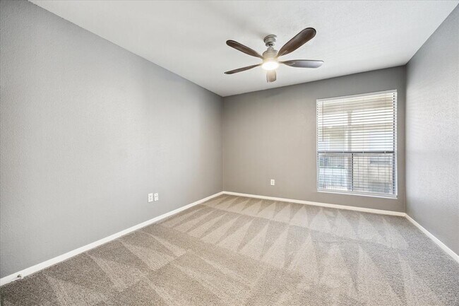 Building Photo - 2100 Wilcrest Dr