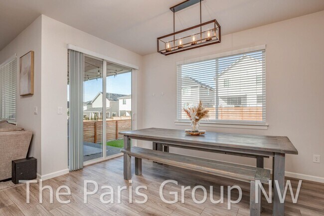 Building Photo - Stunning 2021 Edgewood Home in Westridge *...