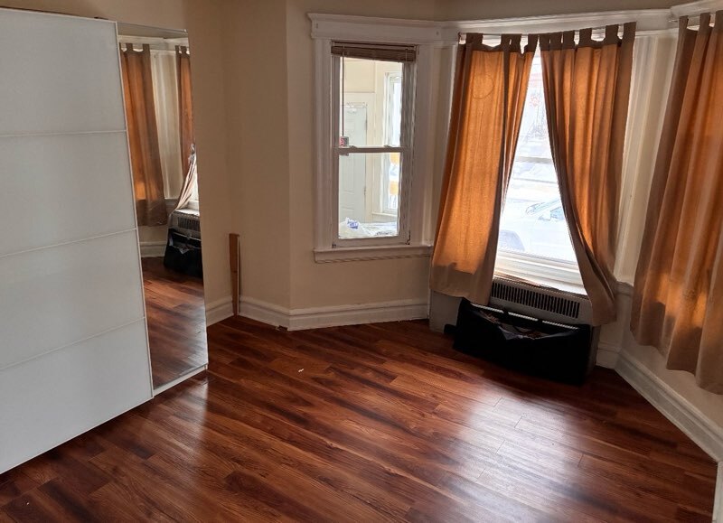 Building Photo - 45 Finlay Pl