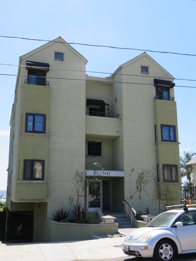 Building Photo - 2442 Union St