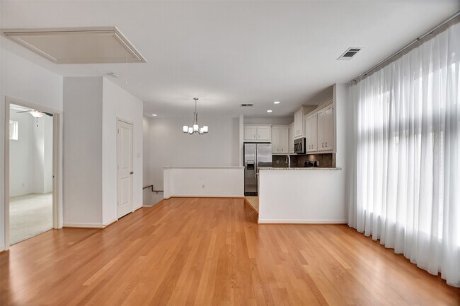 Building Photo - 5314 Avenue J