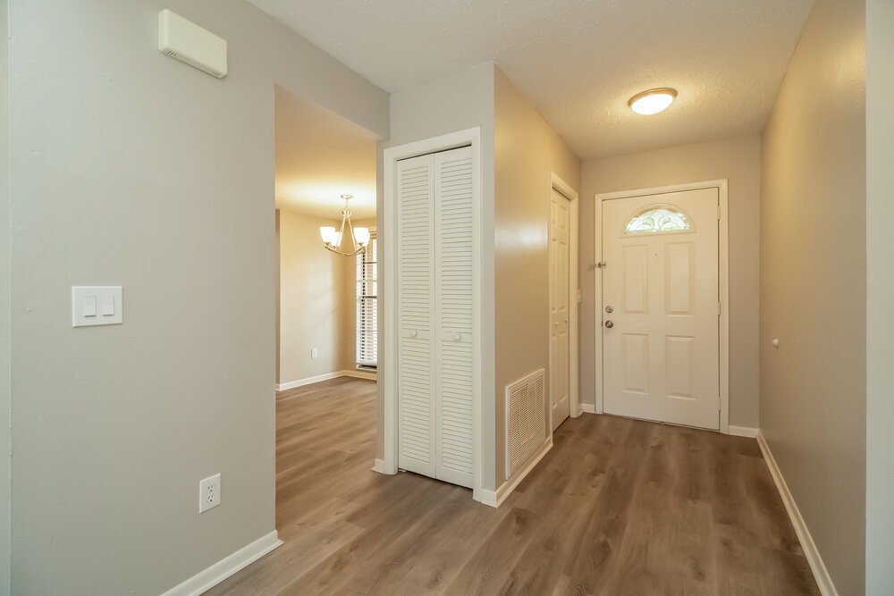 Building Photo - 831 Sunridge Point Dr