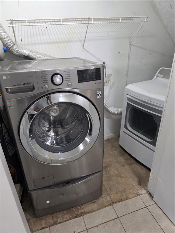 Building Photo - 1952 Padgett Dr