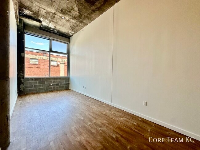 Building Photo - 1719 Walnut St