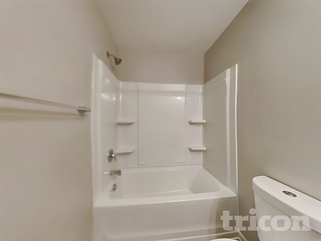 Building Photo - 2644 Andes Dr