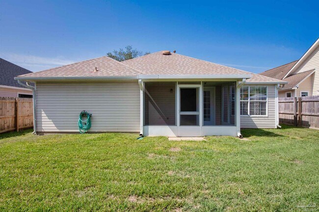 Building Photo - 383 Mirabelle Dr