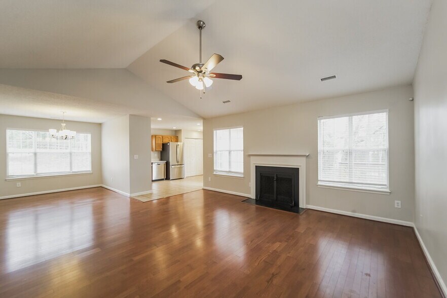 Building Photo - 9225 Merlot Ln