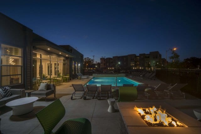 Building Photo - Trotters Park