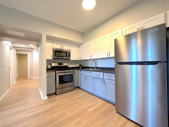 Kitchen - 10 S Miller St