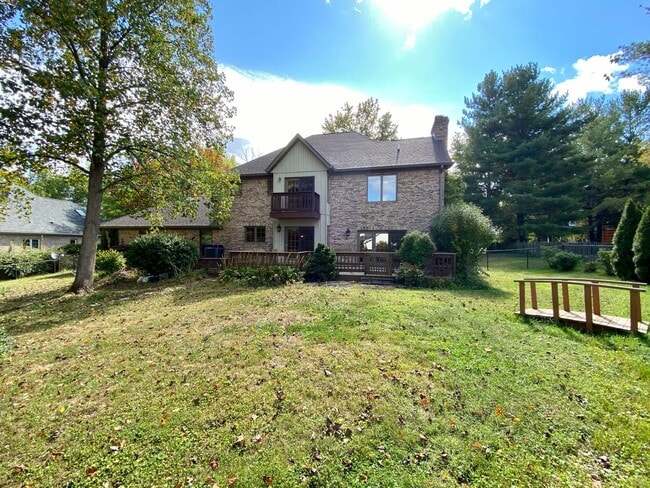 Building Photo - Available April 28th, 2026!