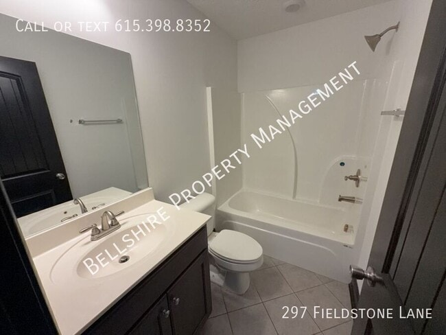 Building Photo - 297 Fieldstone Ln