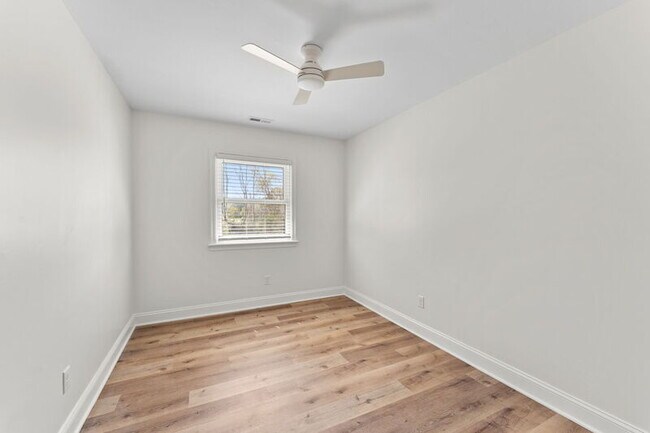 Building Photo - 7211 Mayetta Dr