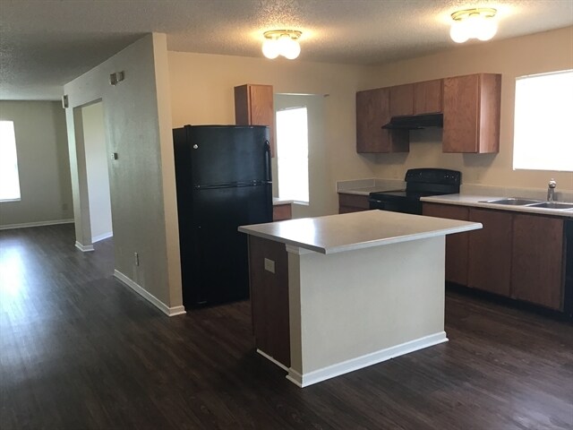 Building Photo - 14438 Banister Dr