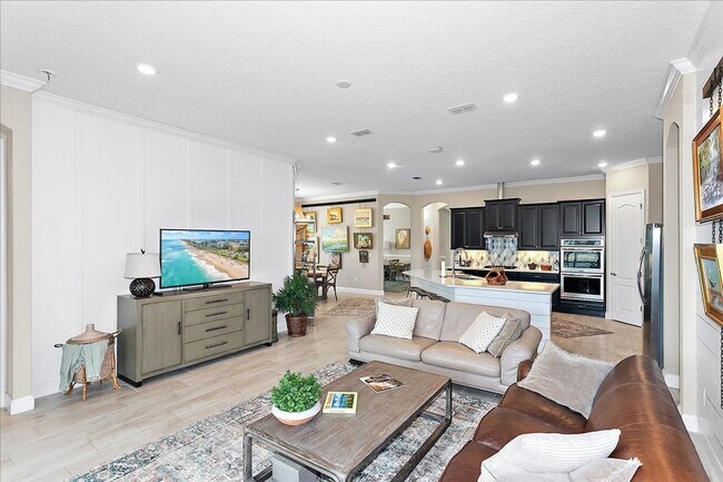 Building Photo - Lease in the highly desirable Palencia Com...