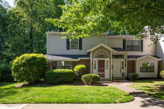 Building Photo - 7811 Falcon Rest Cir