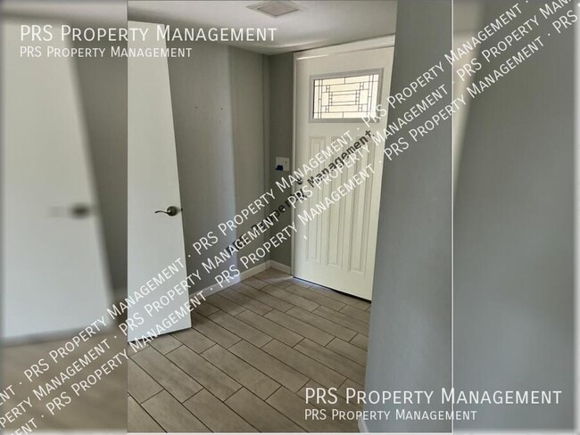 Building Photo - 2454 E Javelina Ave