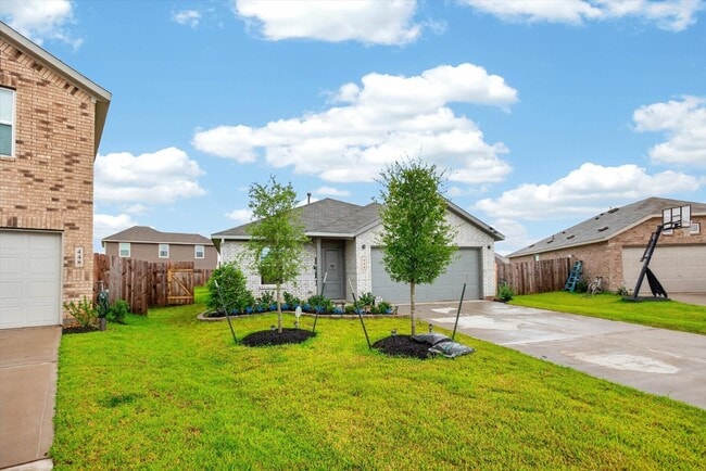 Building Photo - 444 Texas Pecan Dr