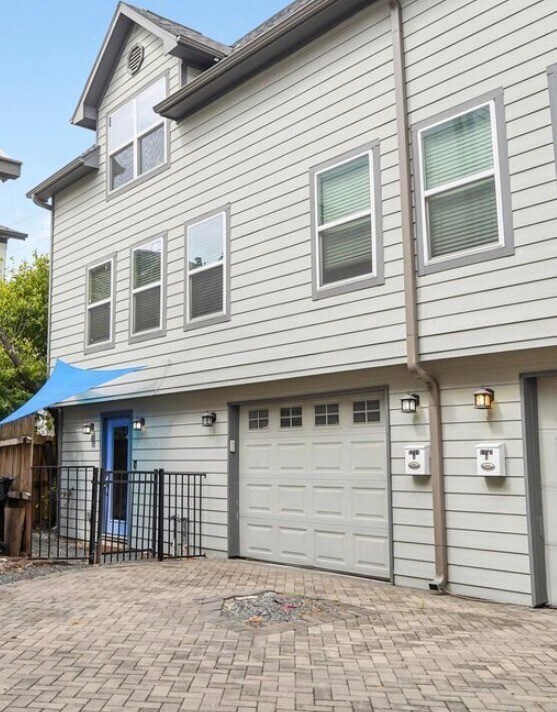 Building Photo - 1716 Colquitt St