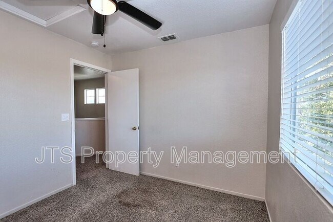 Building Photo - 6620 Verandah Ct