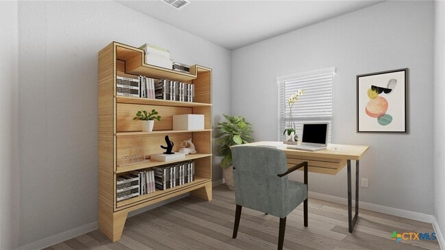 Building Photo - 3210 Roan St