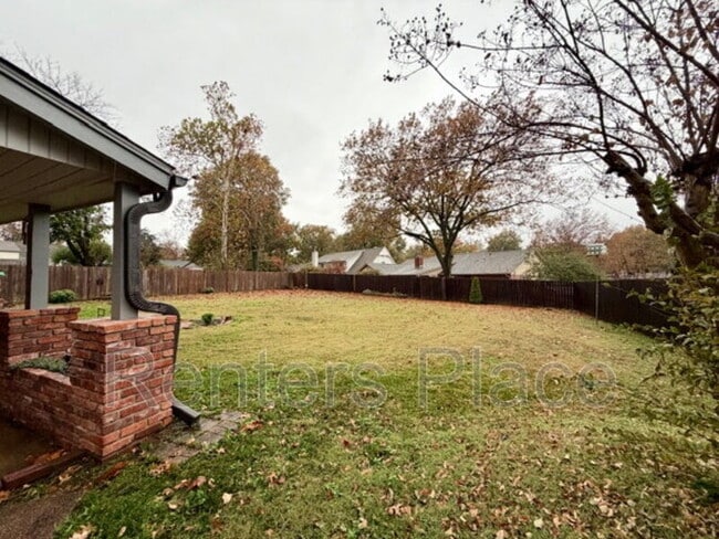 Building Photo - 6310 S 72nd E Pl