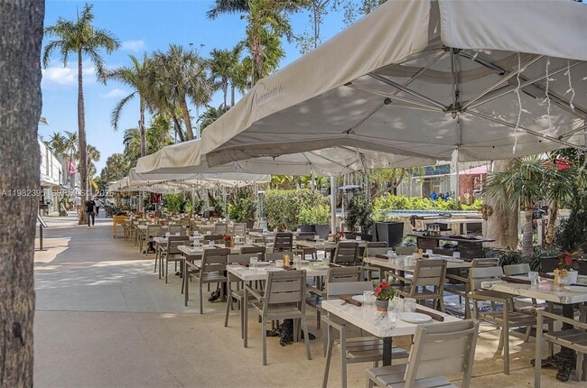 Building Photo - 1685 Jefferson Ave