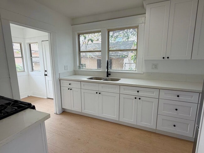 Building Photo - 7707 Miramonte Blvd