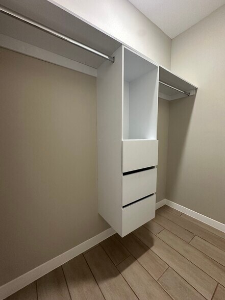 Building Photo - 3609 Arbe Dr