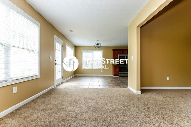 Building Photo - 3 Bedroom Pet-Friendly Home in Covington, GA with Main Street Renewal