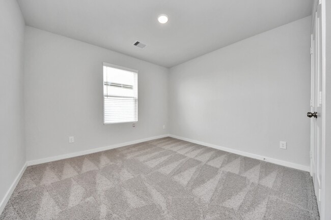 Building Photo - 5806 Quest Valley Dr